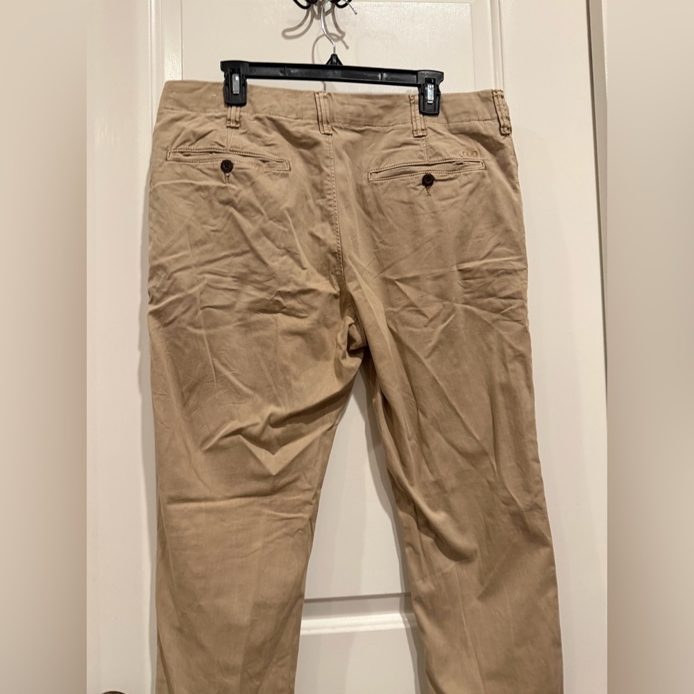 American Eagle Outfitters Men's Khaki Chinos
